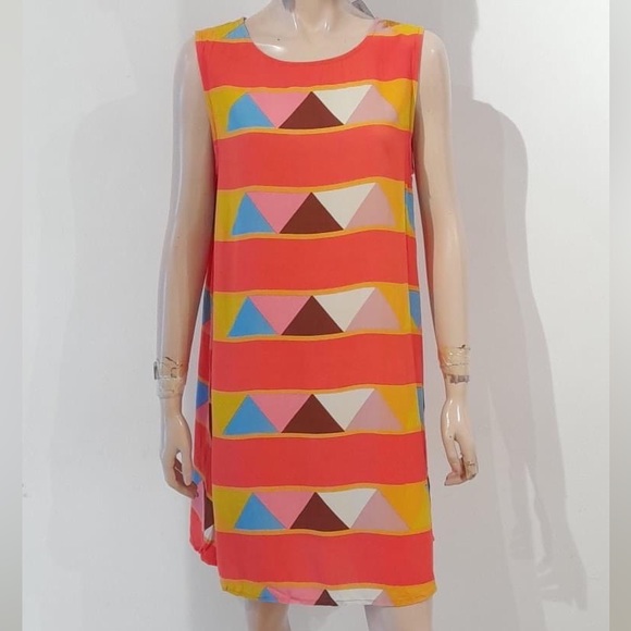MISTER ZIMI Juanita Sleeveless Tina Geometric Triangle Print Shift Dress - Picture 11 of 16